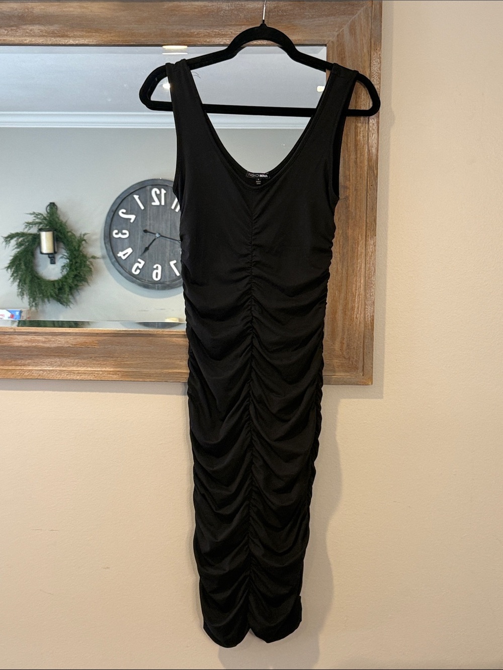 Fashion Nova Black Sleeveless Ruched Midi Dress